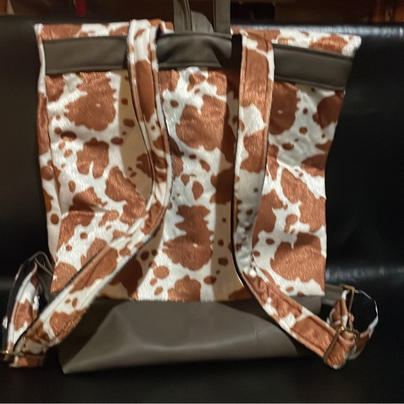 Backpack - Picture 2 of 2